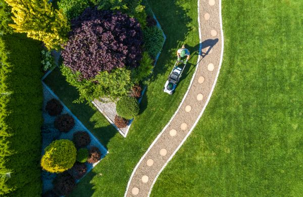 Cost of Mowing And Landscaping in Snohomish