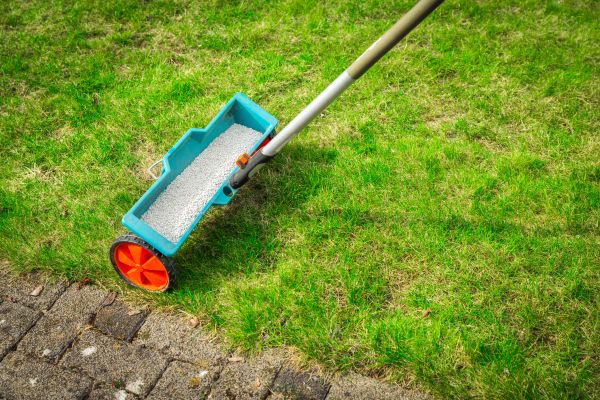 Cost of Commercial Lawn Treatment in Snohomish